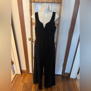 Francesca’s Black Jump suit size Large
